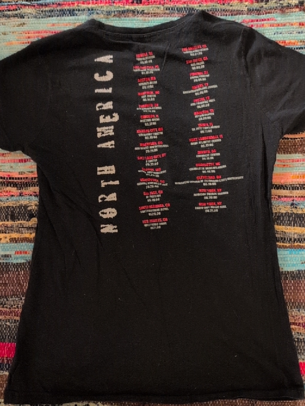 *VINTAGE* AUTHENTIC The Cure 2008 Tour Black Graphic Tee - Picture 2 of 2